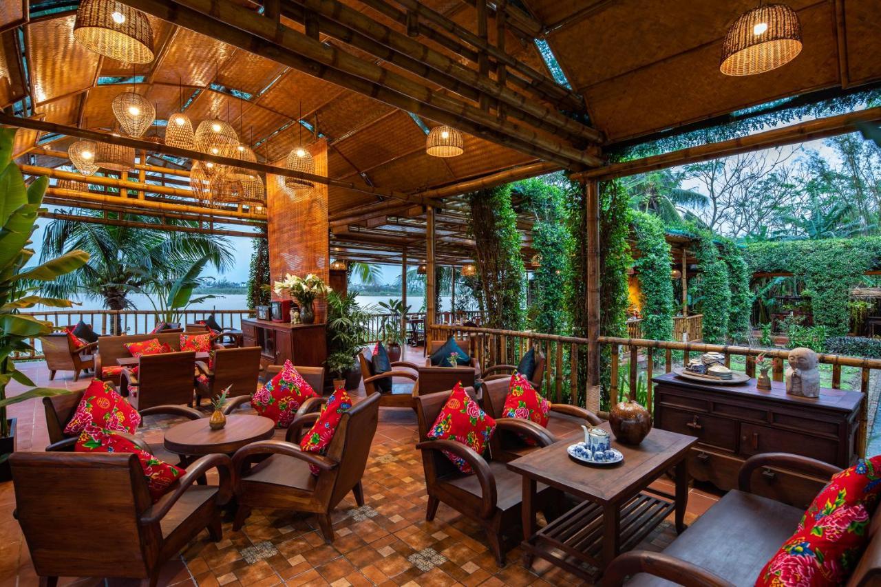Bel Marina Hoi An Resort Esterno foto The restaurant at the resort