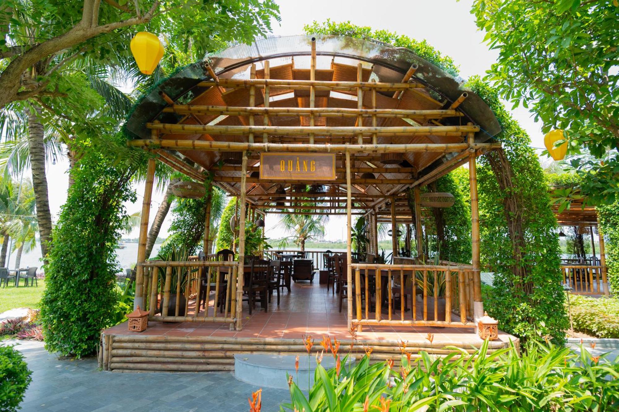 Bel Marina Hoi An Resort Esterno foto The restaurant